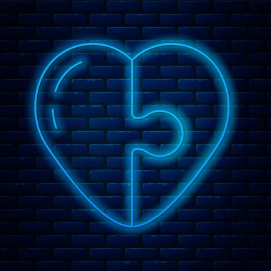 Parlayan neon hattı kalp ikonu tuğla duvar arka planında izole edildi. Romantik sembol, bağlanma, tutku ve düğün. Sevgililer Günü sembolü. Vektör.