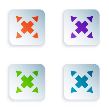 Beyaz arkaplanda birçok yönlü ok simgesini izole et. Kare düğmelere renkli simgeleri yerleştir. Vektör