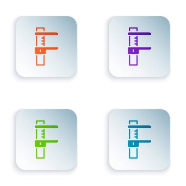 Beyaz arkaplanda izole edilmiş renk Calliper veya kalibre ve ölçek simgesi. Hassas ölçüm aletleri. Kare düğmelere renkli simgeleri yerleştir. Vektör