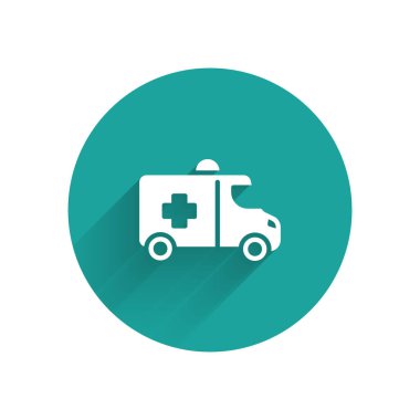 Beyaz ambulans ve acil durum arabası ikonu uzun gölgeli izole edildi. Ambulans aracı tıbbi tahliye. Yeşil daire düğmesi. Vektör.