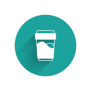 Su ikonlu beyaz cam uzun gölgeli. Soda bardağı. Yeşil daire düğmesi. Vektör.