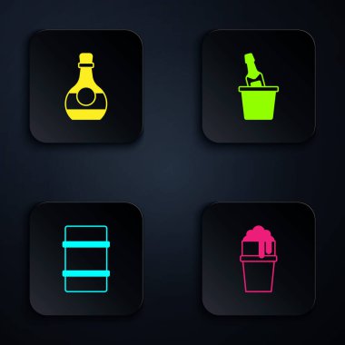 Bir bardak bira, bir şişe konyak ya da brendi, buz kovasında metal fıçı ve şampanya. Siyah kare düğme. Vektör