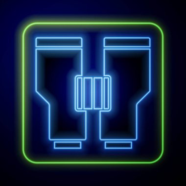 Mavi arkaplanda parlayan neon dürbün simgesi izole edildi. Yazılım işareti bul. Casus ekipman sembolü. Vektör.