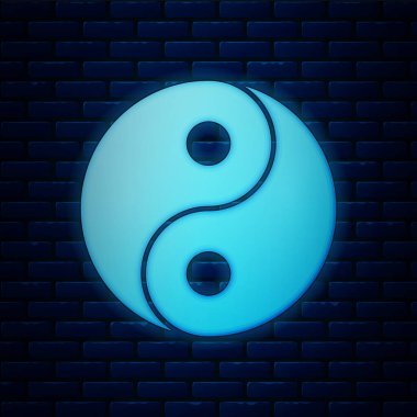 Parlayan neon rengi Yin Yang sembolü ahenk ve denge simgesi tuğla duvar arka planında izole edilmiş. Vektör.