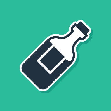 Yeşil arka planda izole edilmiş mavi su ikonu şişesi. Soda su içme tabelası. Vektör