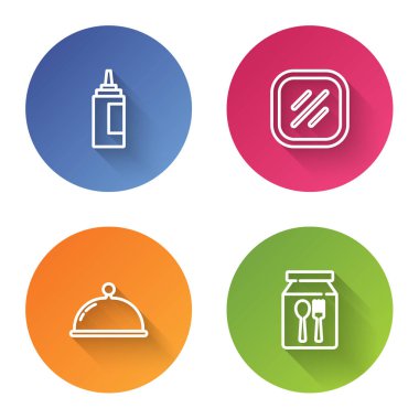 Sos şişesi, biftek, tepsi ve internetten sipariş ve teslimat ile kaplanmış. Renkli daire düğmesi. Vektör