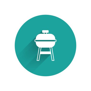 Beyaz Barbekü Izgara ikonu uzun gölge arkaplanı ile izole edilmiş. Barbekü ızgara partisi. Yeşil daire düğmesi. Vektör