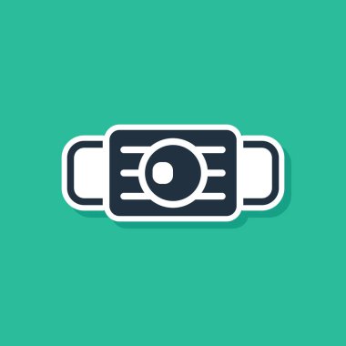 Mavi Tıbbi Koruyucu Maske simgesi yeşil arka planda izole edildi. Vektör