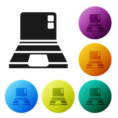 Beyaz arkaplanda siyah dizüstü bilgisayar simgesi izole edildi. Boş ekran işaretli bilgisayar defteri. Simgeleri renk daire düğmelerine ayarla. Vektör