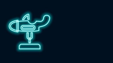 Parlayan neon çizgisi. Oyun alanı simgesinde sallanan uçak siyah arkaplanda izole edilmiş. Uçaklı atlıkarınca çocukları. Eğlence ikonu. 4K Video hareketli grafik canlandırması