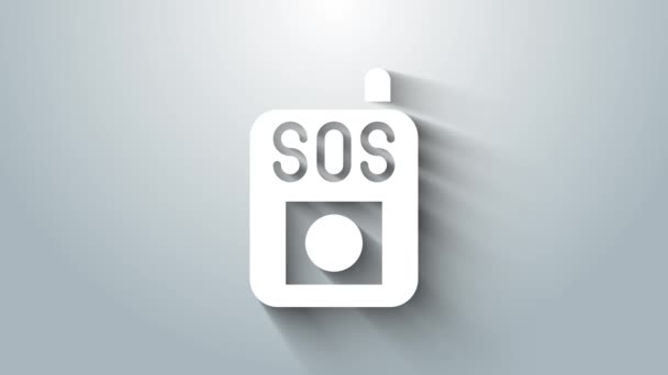 Белый Нажимаем значок кнопки SOS, выделенный на сером фоне. Видеографическая анимация 4K — стоковое видео