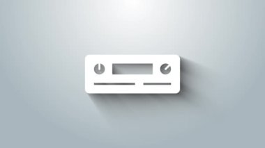 Gri arkaplanda beyaz araba ses simgesi izole edildi. Radyo arabasının ses simgesiyim. 4K Video hareketli grafik canlandırması