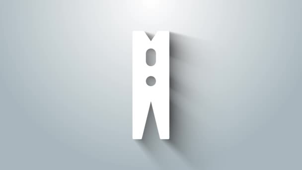 Branco Velha roupa de madeira pino ícone isolado no fundo cinza. Roupas peg. Animação gráfica em movimento de vídeo 4K — Vídeo de Stock
