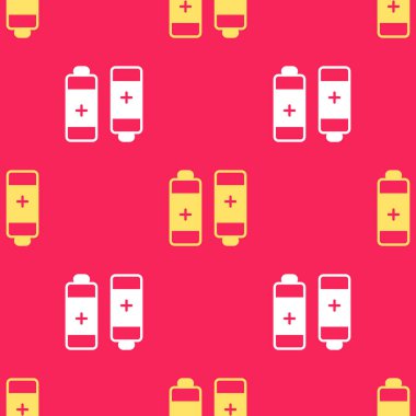 Sarı Batarya simgesi kırmızı arkaplanda izole edilmiş. Şimşek sembolü. Vektör