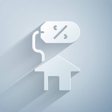 Gri arkaplanda özel indirimli etiket simgesi olan kağıt kesimi House. Emlak evi. Kredi yüzdesi sembolü. Kağıt sanatı tarzı. Vektör