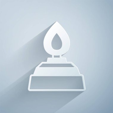 Kağıt kesiği Alkol veya ruh yakıcı simgesi gri arka planda izole edilmiş. Kimyasal ekipman. Kağıt sanatı tarzı. Vektör
