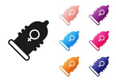 Siyah prezervatif güvenli seks ikonu beyaz arka planda izole edilmiş. Güvenli aşk sembolü. Erkekler için doğum kontrol yöntemi. Simgeleri renklendirin. Vektör