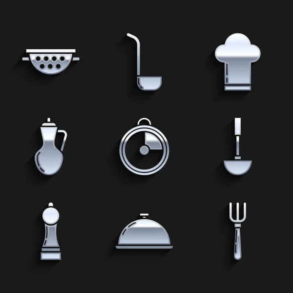 Set Kitchen timer, Täckt med en bricka med mat, gaffel, slev, Pepper, Flaska olivolja, Chef hatt och colander ikon. Vektor — Stock vektor
