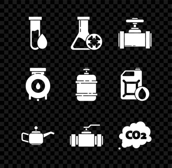 Set Ölbenzin-Reagenzgläser, Frostschutzmittel, Industrie-Metallrohre und -Ventile, Kanister für Motorenöl, CO2-Emissionswolke, Industriegasfabrikgebäude und Propantank-Symbol. Vektor — Stockvektor