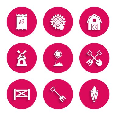 Ayçiçeği, bahçe tırmığı, mısır, kürek ve çit ahşabı, yel değirmeni, çiftlik evi konsepti ve bir paket özel bitki ikonu. Vektör