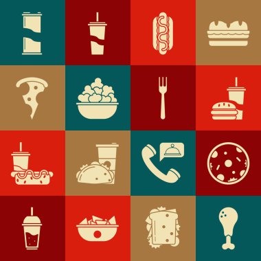 Tavuk budu, pizza, kamış ve burger içen kağıt bardak, Hotdog sandviçi hardal, patlamış mısır kasesi, pizza dilimi, soda kutusu ve çatal ikonu. Vektör