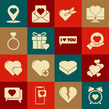 Çalar saati ortadaki saate kur, elinde kalp oklu Amour, hediye kutusu, alyans, harita kalemi ve konuşma baloncuğu olan Amour seni seviyorum ikonu. Vektör