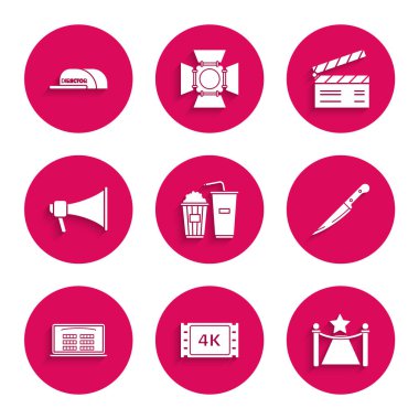 Patlamış mısır ve soda bardaklı cam kaset çerçevesi, bariyer yıldızı Bıçak Sinema biletini online Megaphone Movie alkışlayıcısı ve Cap yazıt yönetmeni ikonu ile birlikte alın. Vektör.