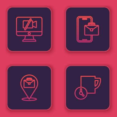 Kamerayı bilgisayara ayarla, çevrimiçi çalışıyor, Freelancer ve Zaman Yönetimi. Mavi kare düğme. Vektör