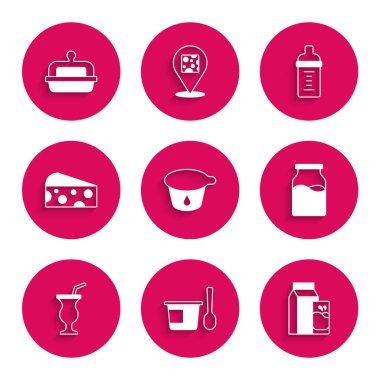 Yoğurt kabını kaşık, kefir, şişe sütü, milkshake, peynir, bebek şişesi ve tereyağı ikonu için kağıt paketle. Vektör