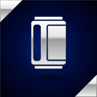 Gümüş Bira ikonu koyu mavi arka planda izole edilebilir. Vektör