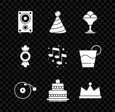 Stereo hoparlörü, parti şapkası, kasede dondurma, diski, pastası, tonu, şekeri ve müzik simgesi olan vinil çalar. Vektör