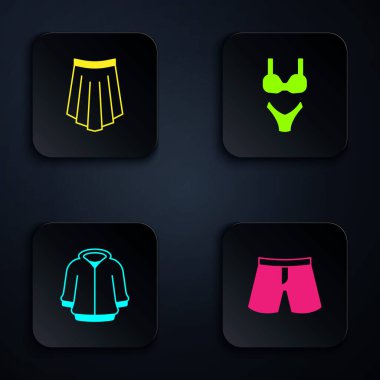 Kısa pantolon, etek, kapüşon ve mayo. Siyah kare düğme. Vektör