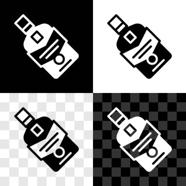 Viski şişesi simgesini siyah beyaz, şeffaf arkaplanda izole et. Vektör.