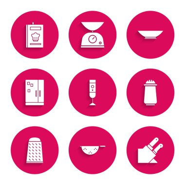 Blender Kitchen süzgeci Bıçak Tuzlu Biber Izgara Buzdolabı ve Yemek Kitabı ikonunu ayarla. Vektör.