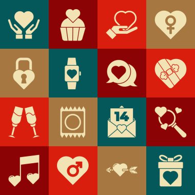 Kalp Arama ve Aşk Şekeri 'nin bulunduğu hediye kutusunu ayarlayın. Kalbin merkez bilek saati Castle of ve konuşma balonu ikonu. Vektör.