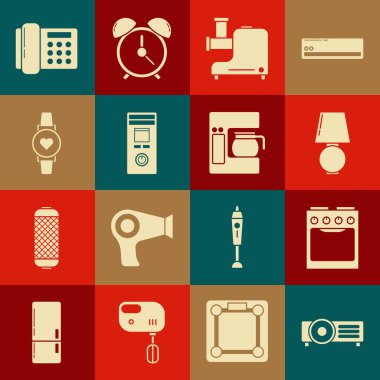 Set, fırın, masa lambası, mutfak kıyma makinesi, uzaktan kumanda kalp atış hızını gösteren akıllı saat, telefon ve cam demlik ikonlu kahve makinesi. Vektör