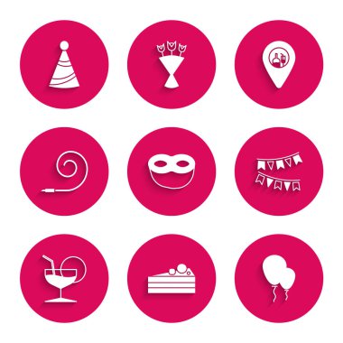 Festival maskesi, pasta, kurdeleli balonlar, karnaval çelengi bayrakları, martini bardağı, doğum günü partisi kornası, alkollü bira barı mekanı ve parti şapkası ikonu. Vektör