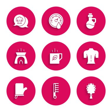 Bir fincan çay ve yaprak, saç fırçası, sauna süpürgesi, masaj, eldiven, Aroma mumu, temel yağ şişesi ve ikon. Vektör