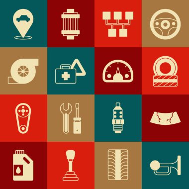 Sinyal kornasını araca, ön cama, araba tekerleğine, vites koluna, ilk yardım çantasına ve uyarı üçgenine, otomotiv turbo şarjına, araba servisine ve hız göstergesine ayarlayın. Vektör