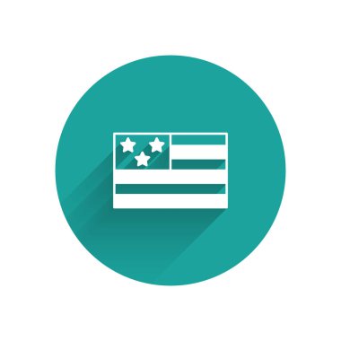 Beyaz Amerikan bayrak simgesi uzun gölge arkaplan izole. ABD bayrağı. Amerika Birleşik Devletleri. Yeşil daire düğmesi. Vektör