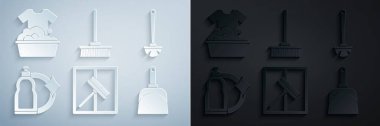 Cam sileceği, kazıyıcı, silecek, tuvalet fırçası sıvı bulaşık deterjanı için plastik şişeler, faraş, süpürge ve sabun köpüğü ikonlu leğeni hazırlayın. Vektör