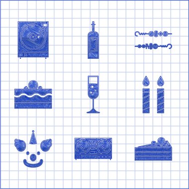 Bir kadeh şampanya, müzik çalmak ve karıştırmak için DJ kumandası, Pasta, doğum günü pastası mumları, palyaço kafası, ızgara şiş kebap ve vinil disk ikonlu vinil çalar. Vektör