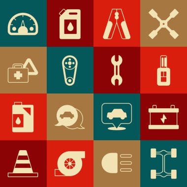 Chassis araba akü anahtarını uzaktan kumandalı akü kablosu ilk yardım ve uyarı üçgeni hız göstergesi ve anahtarlık ikonu ile ayarla. Vektör.