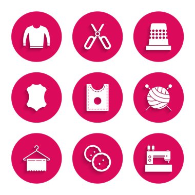 Dikiş desenini, kıyafet düğmesini, makine, örgü iğneli iplik topu, elbise dolabı, deri, yüksük dikiş ve süveter ikonunu ayarla. Vektör