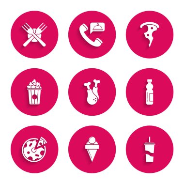 Tavuk budu, waffle külahında dondurma, pipet ve su içen kağıt bardak, bir şişe pizza, patlamış mısır, karton kutu, dilimlenmiş pizza ve çapraz çatal ikonu. Vektör