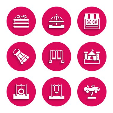 Çift salıncak, salıncak, araba, kum kale, ipte sallanan araba lastiği, Badminton servis aleti, atış poligonu ve top ikonlu bilardo. Vektör