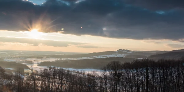 Inverno paesaggio tramonto — Foto Stock
