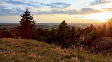 Güzel kırsal günbatımı manzara