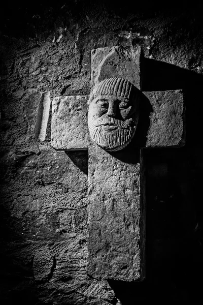 Würzburg kathedraal interieur. Christian Cross — Stockfoto