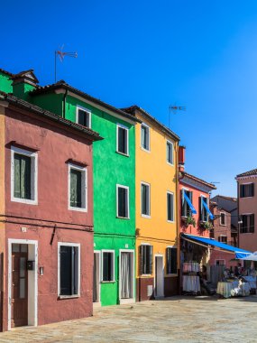 burano renkli evleri